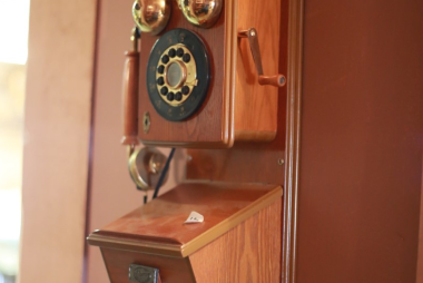 Potros Resale Shop Antique Phone