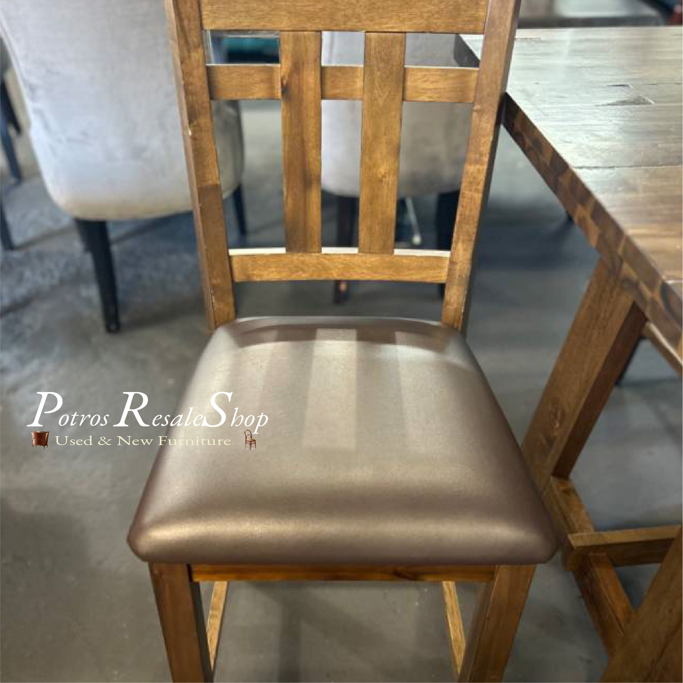 Solid wood dining chair