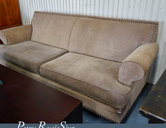 Potros Resale Shop Couches