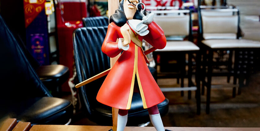 Vintage Captain Hook statue by Kevin and Jody. Peter Pan. Disney